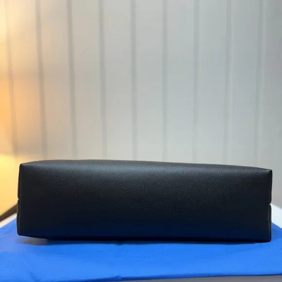 Baggu Recycled Leather Shoulder Bag - Black - Picture 3 of 9